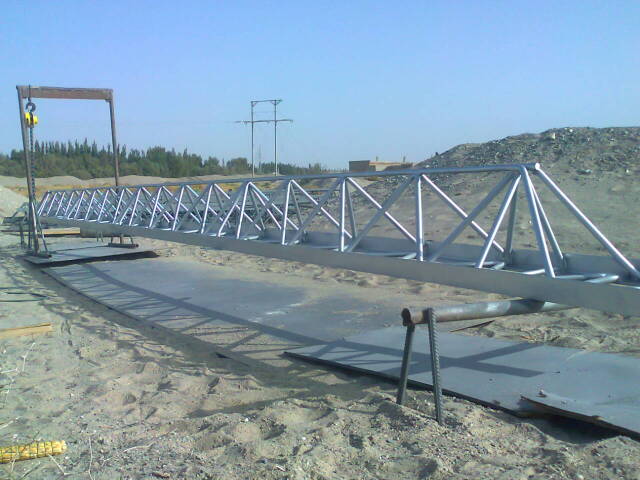 德钦专业承揽大中小型喷涂翻新施工业务！